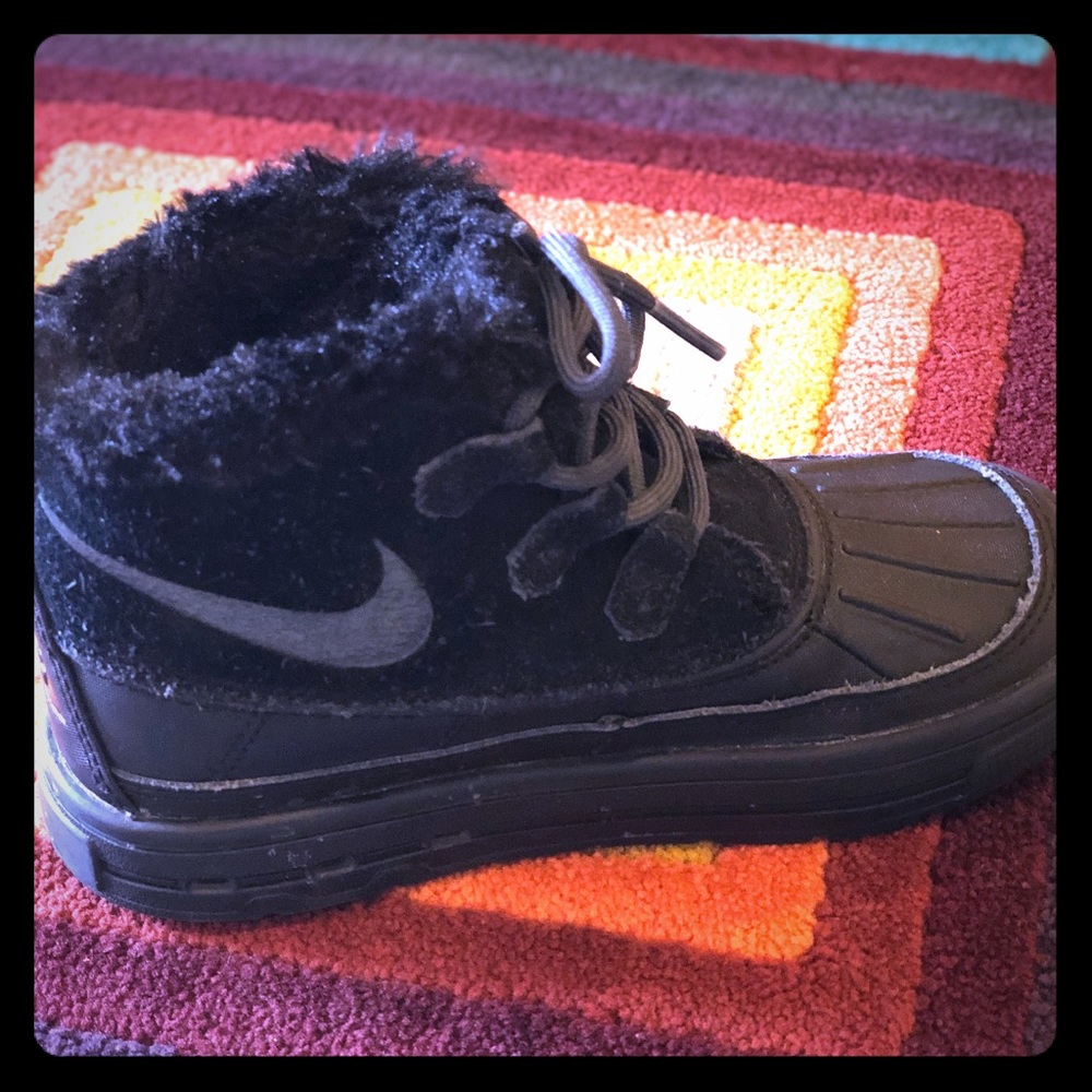 Nike shoe/boots